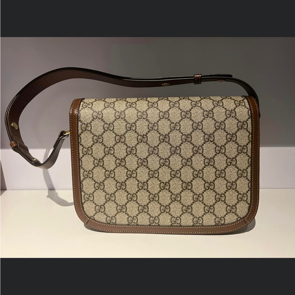GUCCI
GG Supreme Monogram Horsebit 1955 Shoulder Bag Beige Brown Sugar - Picture 2 of 7